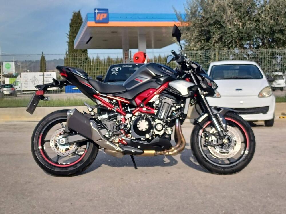 Kawasaki Z 900 (2025 - 26) (3)