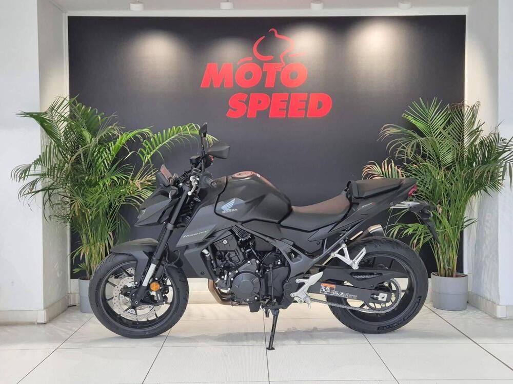 Honda CB 750 Hornet (2025) (5)