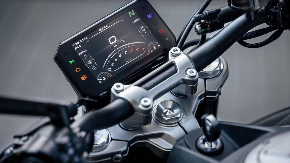 CFMOTO 450NK (2023 - 26) (10)