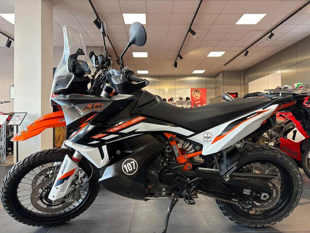 KTM 890 Adventure R (2021) (2)