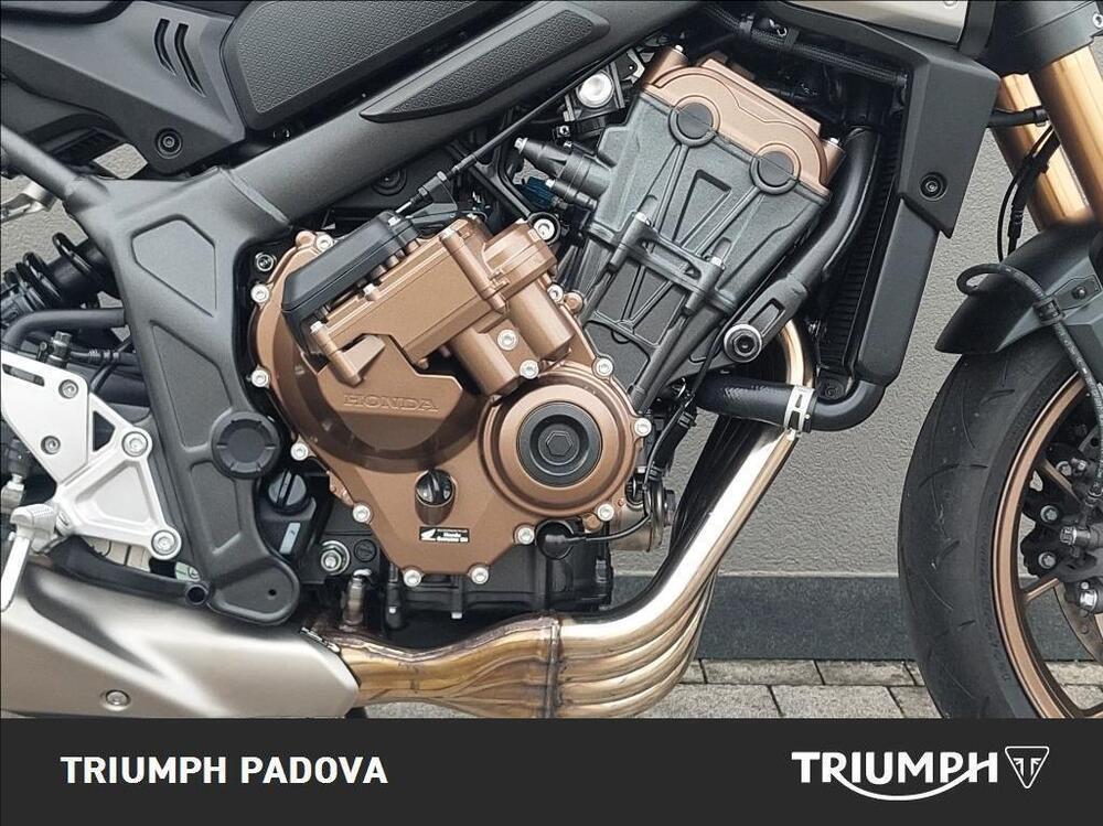 Honda CB 650 R E-Clutch (2024 - 26) (3)