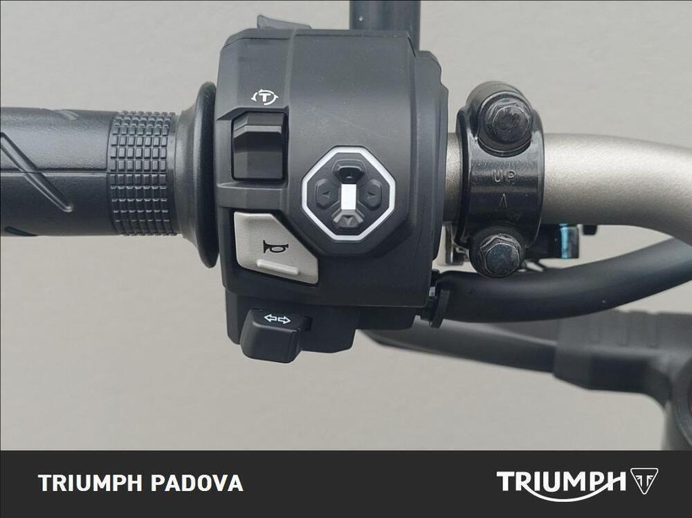 Honda CB 650 R E-Clutch (2024 - 26) (12)