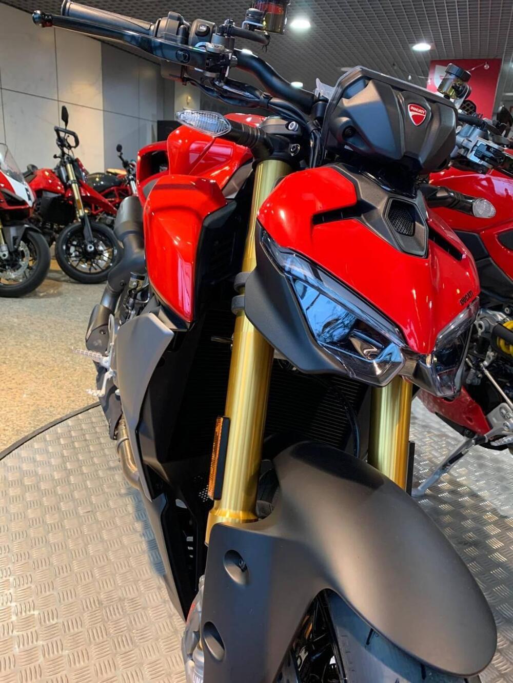 Ducati Streetfighter V2 S (2025 - 26) (2)
