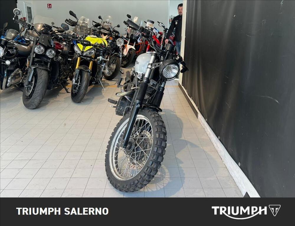 Triumph Scrambler (2006 - 17) (3)