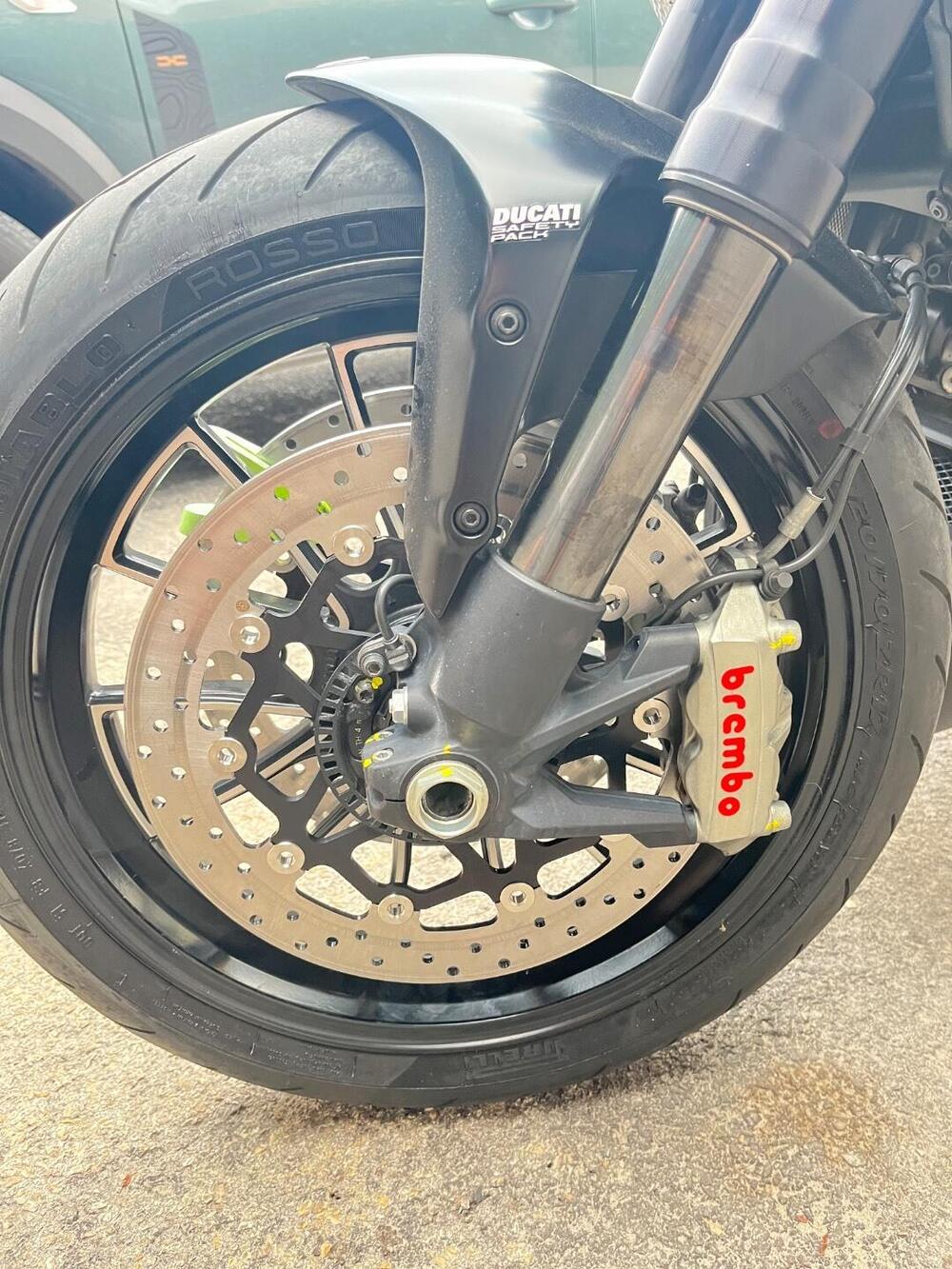 Ducati Diavel 1200 Dark (2012 - 13) (3)