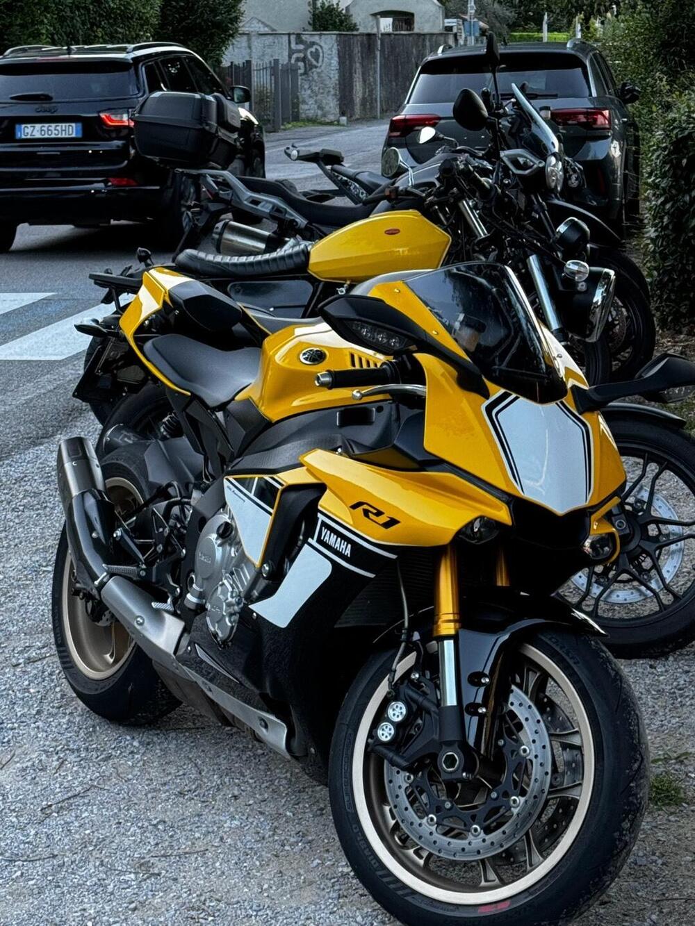 Yamaha YZF R1 60th Anniversary (2015 - 16) (10)