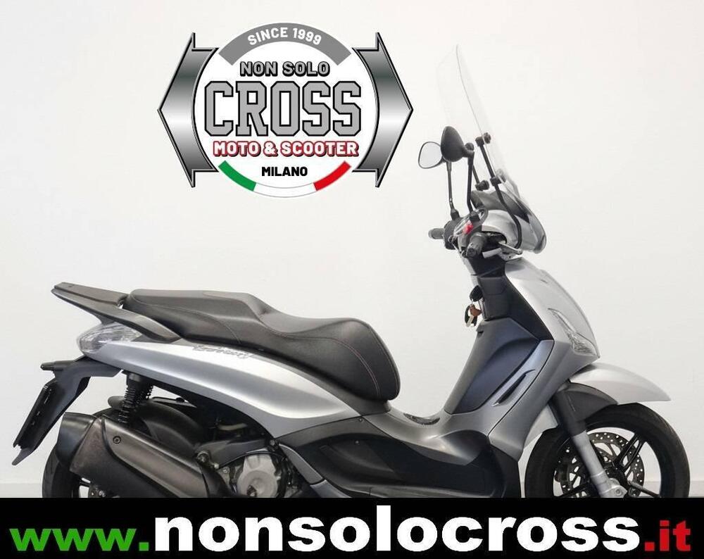 Piaggio Beverly 350 ABS (2016 - 20)