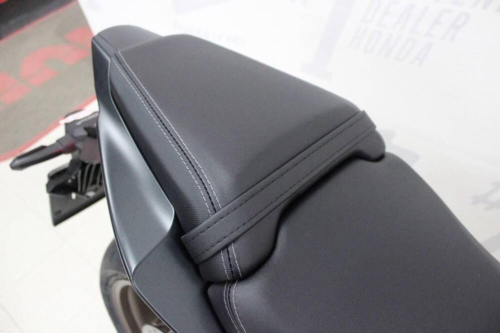 Honda CB 650 R E-Clutch (2024 - 26) (5)