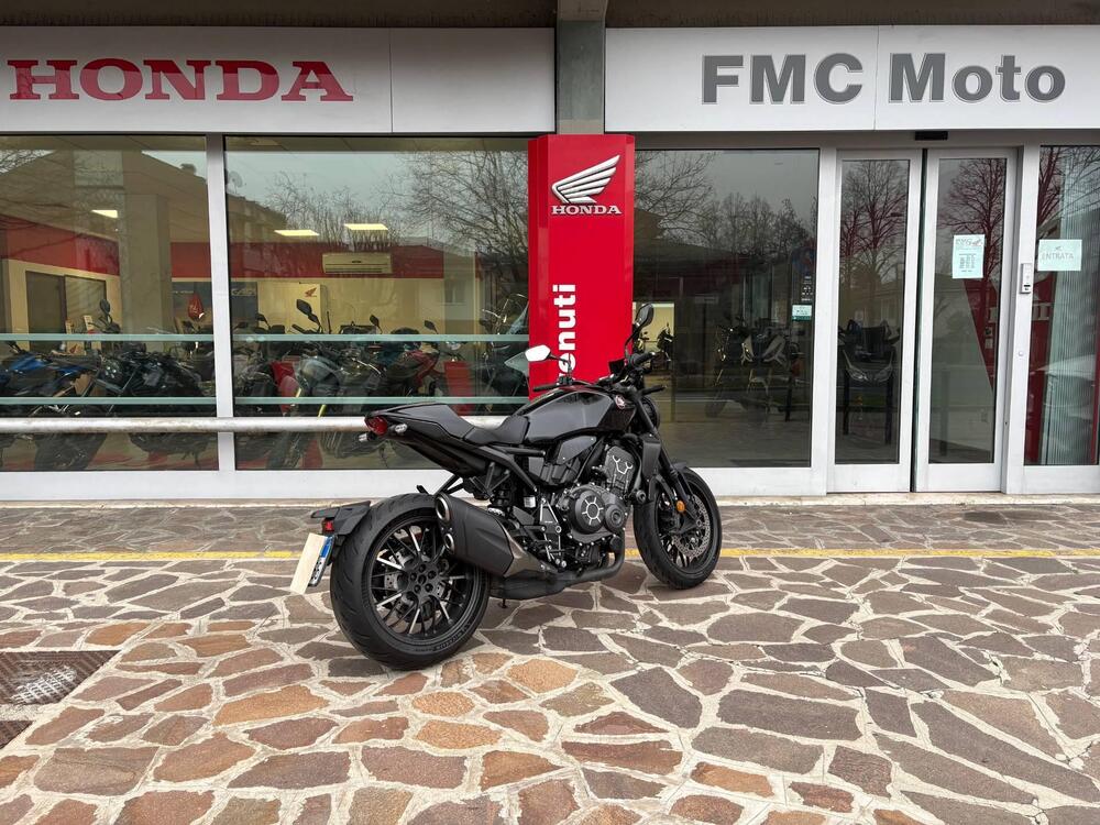 Honda CB 1000 R Black Edition (2021 - 25) (6)