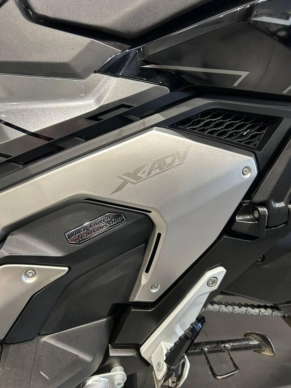 Honda X-ADV 750 DCT Gravel (2021 - 24) (10)