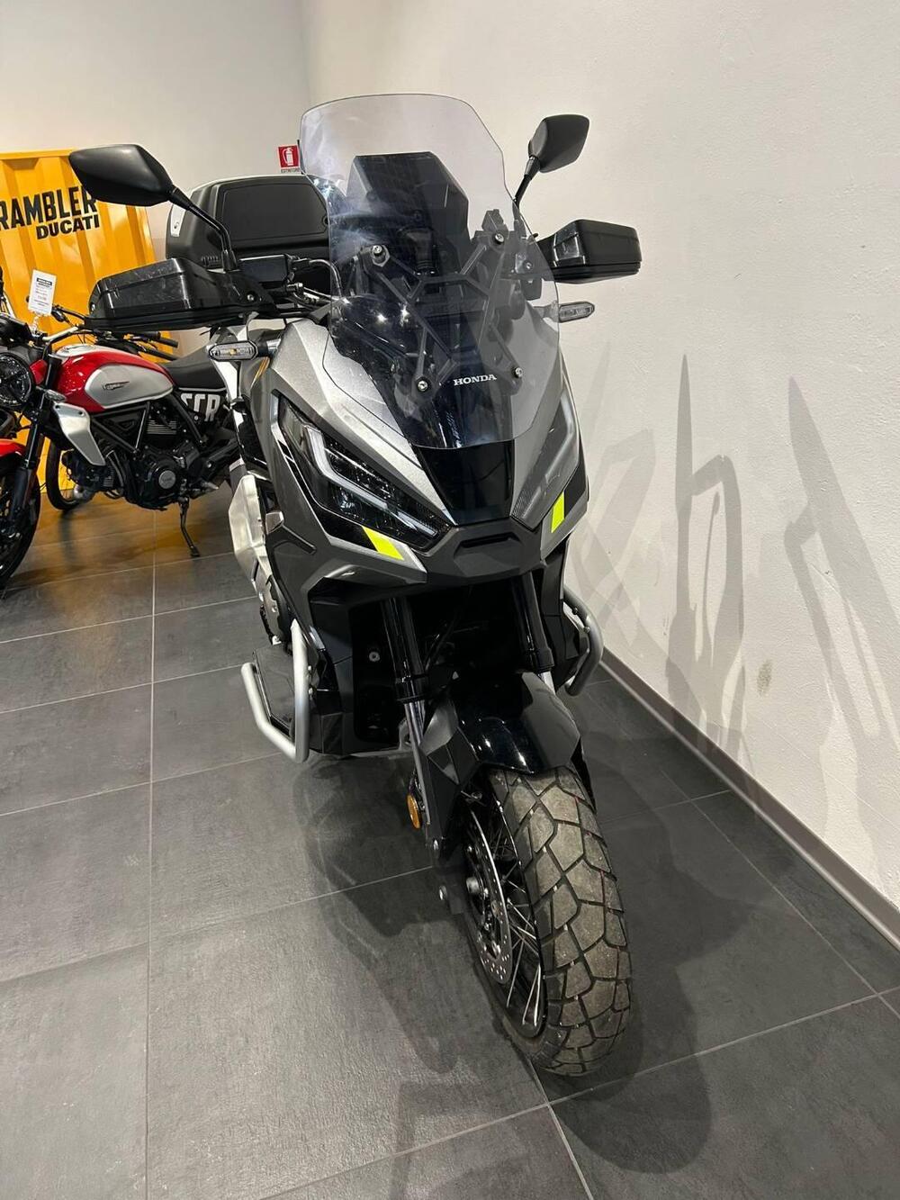 Honda X-ADV 750 DCT Gravel (2021 - 24) (5)