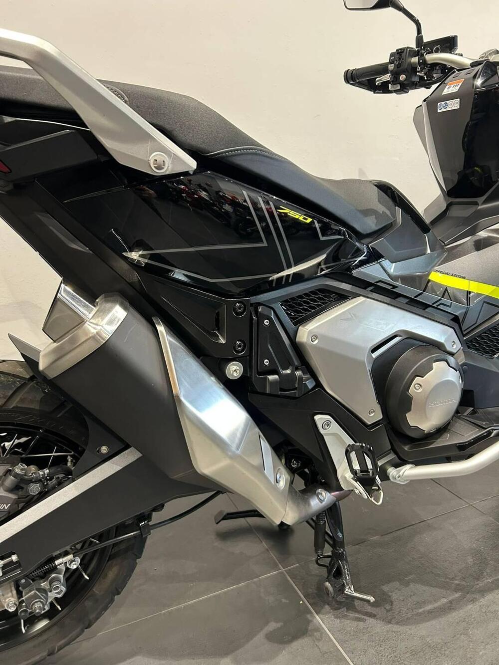 Honda X-ADV 750 DCT Gravel (2021 - 24) (17)