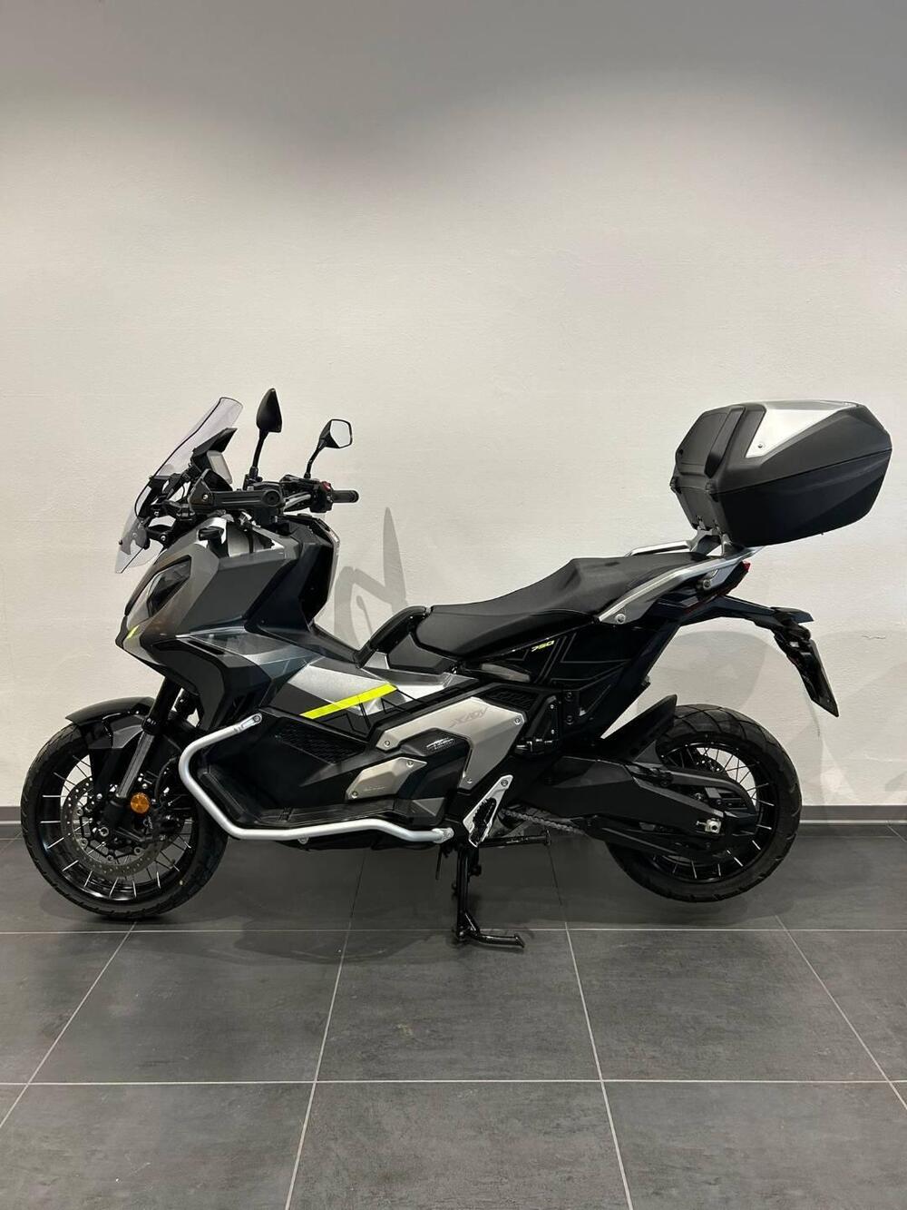 Honda X-ADV 750 DCT Gravel (2021 - 24) (2)