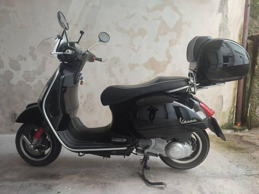 Vespa GTS 300 Super (2008 - 16)