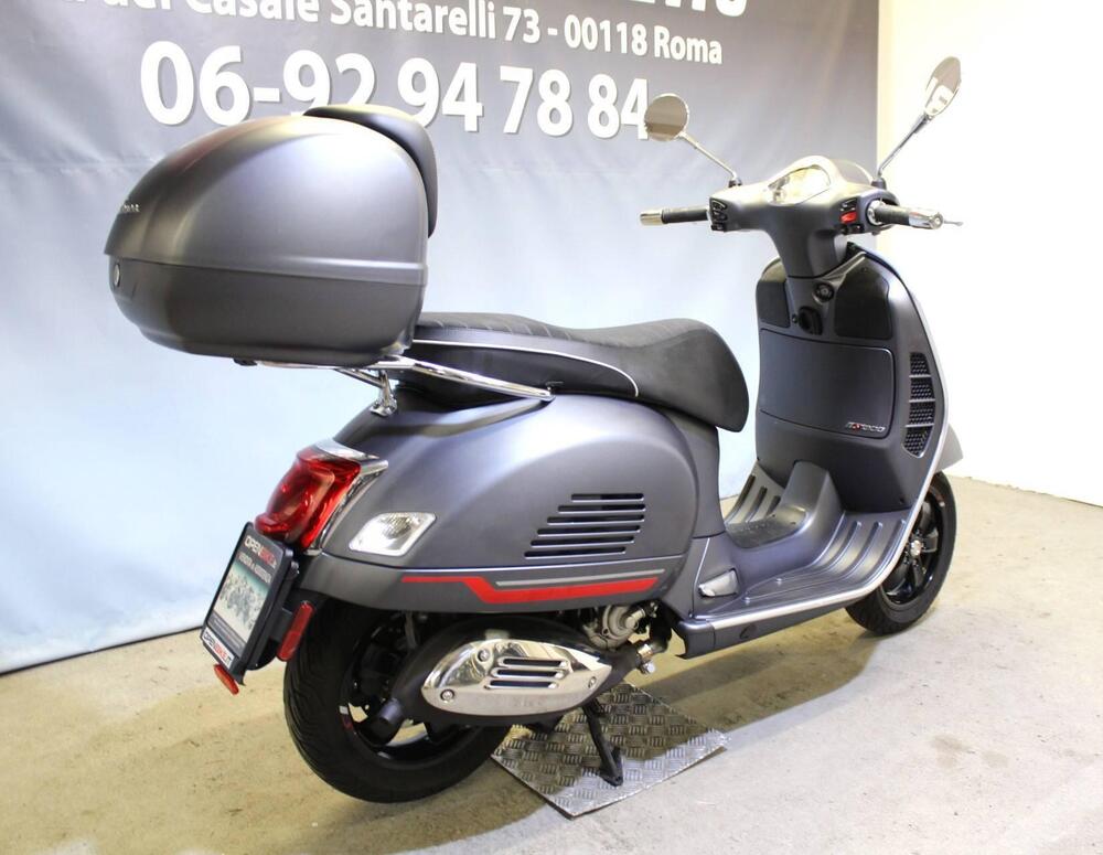 Vespa GTS 300 Super Sport Hpe (2021 - 22) (4)