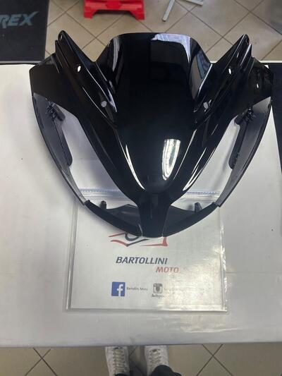 Cupolino nero originale Triumph per Tiser