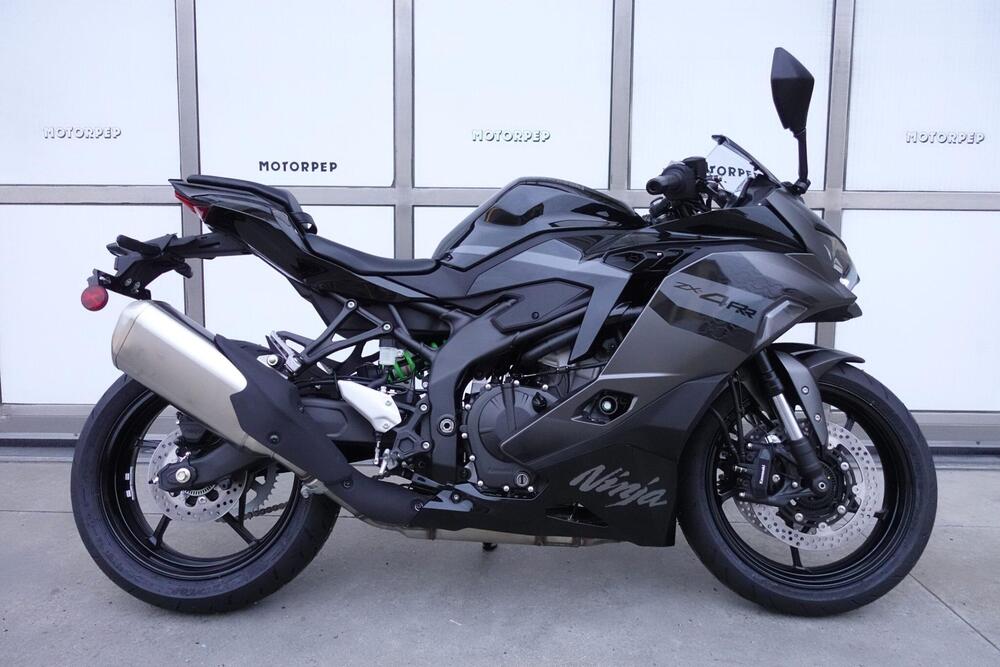 Kawasaki Ninja ZX-4RR (2024 - 26) (2)