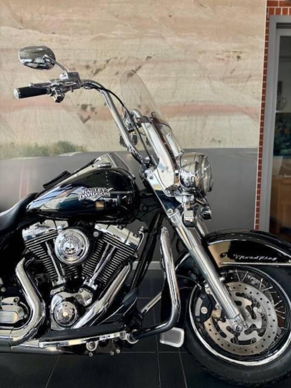 Harley-Davidson 103 Road King Classic (2011 - 13) - FLHRC (2)