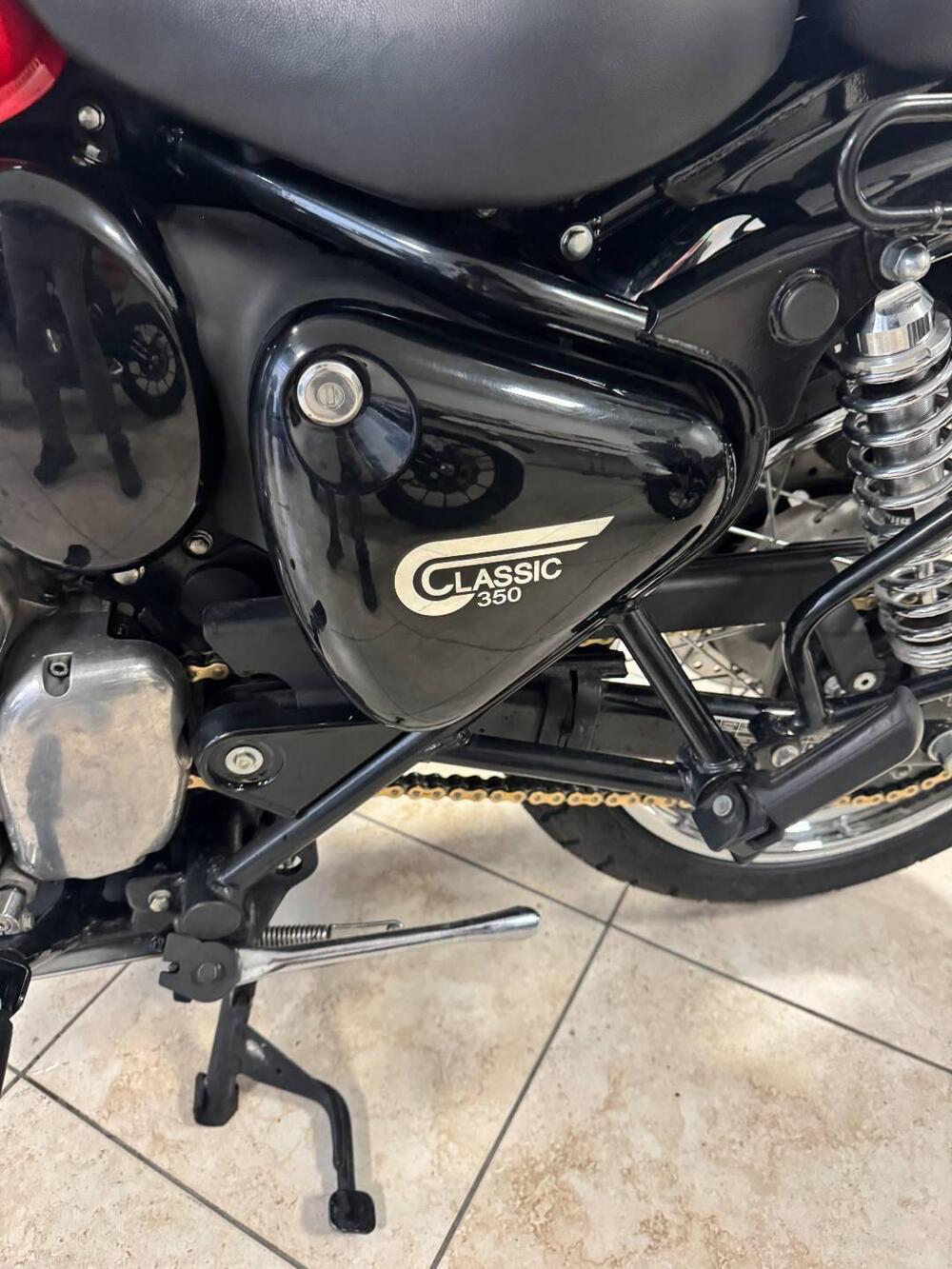 Royal Enfield Classic 350 (2021 - 26) (5)