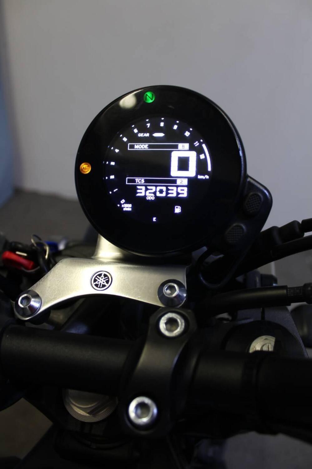 Yamaha XSR 900 ABS (2016 - 20) (3)