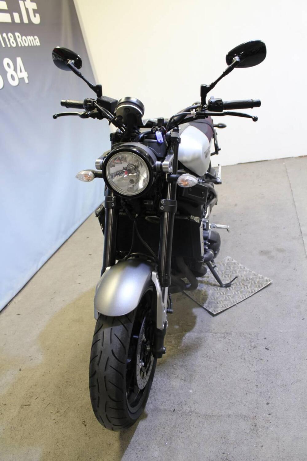 Yamaha XSR 900 ABS (2016 - 20) (11)