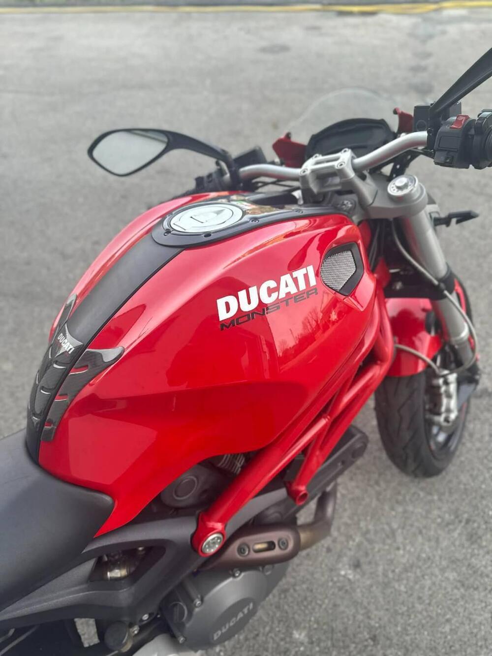 Ducati Monster 696 (2008 - 13) (3)