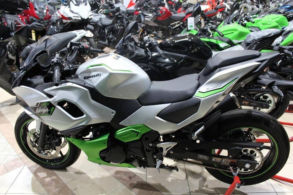 Kawasaki Ninja 7 Hybrid (2024 - 25) (5)