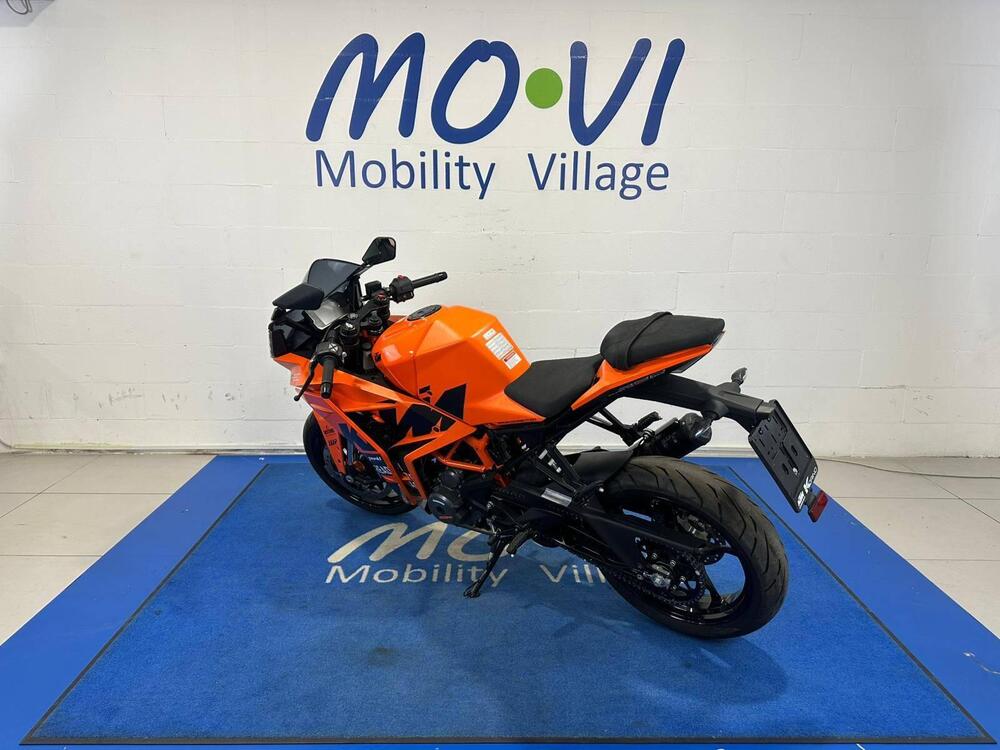 KTM RC 390 (2022 - 26) (4)