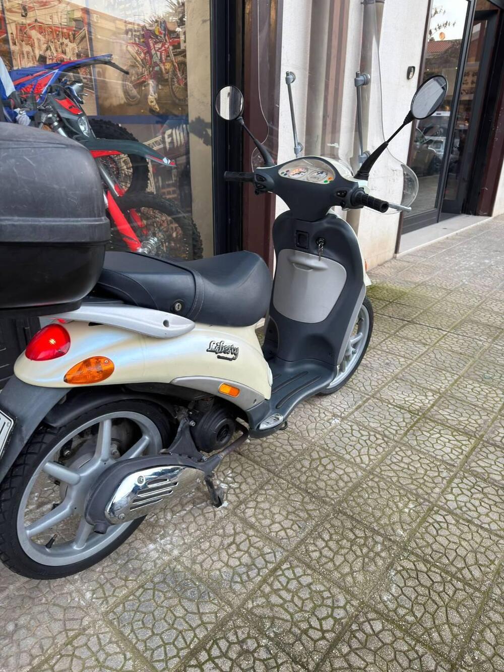 Piaggio Liberty 50 4T (2002 - 03) (3)
