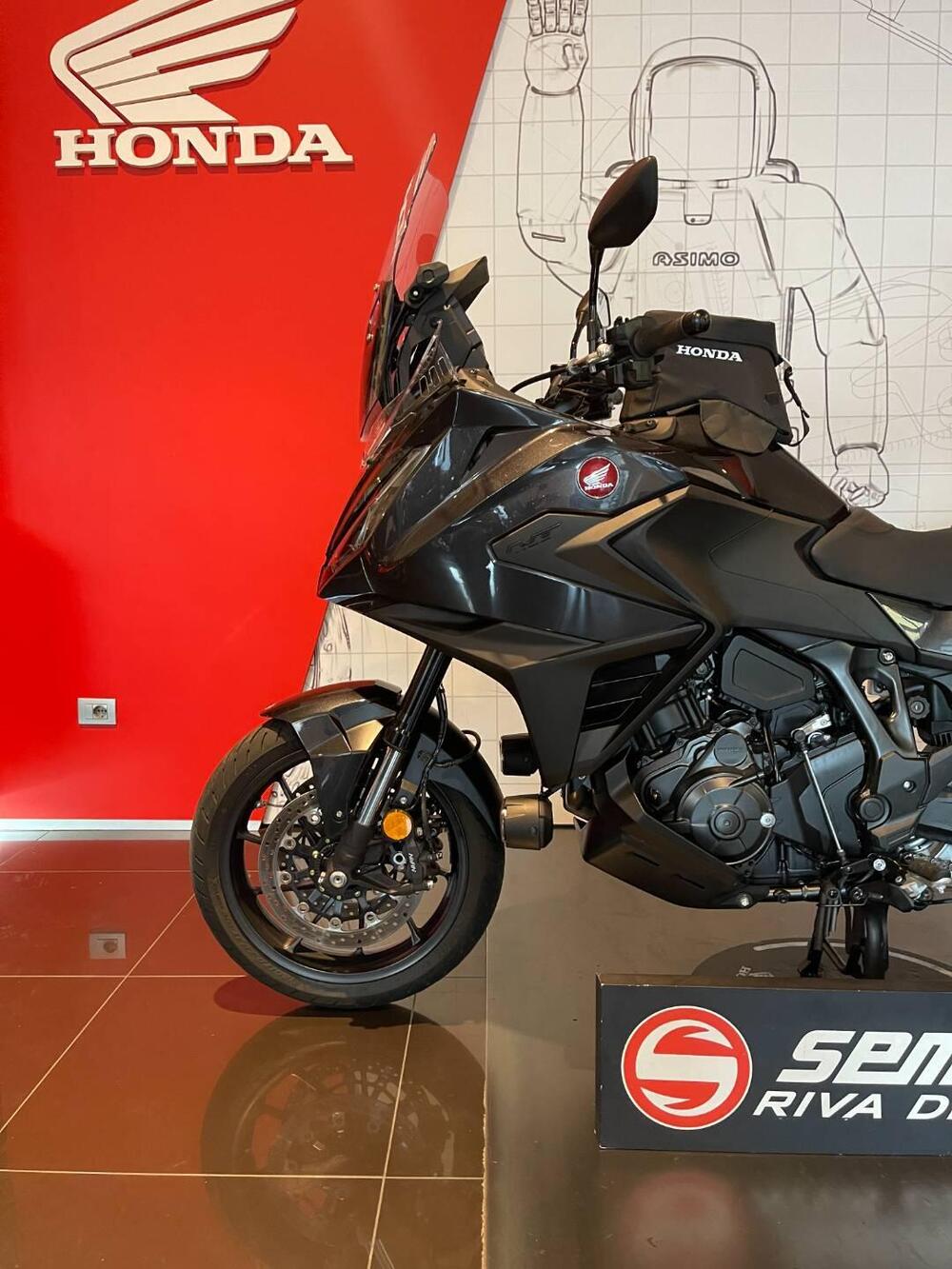 Honda NT 1100 (2025 - 26) (6)