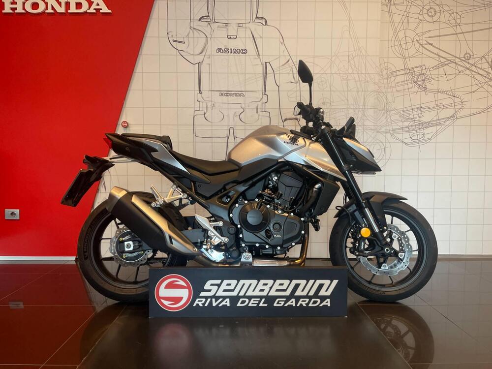 Honda CB 750 Hornet (2025)