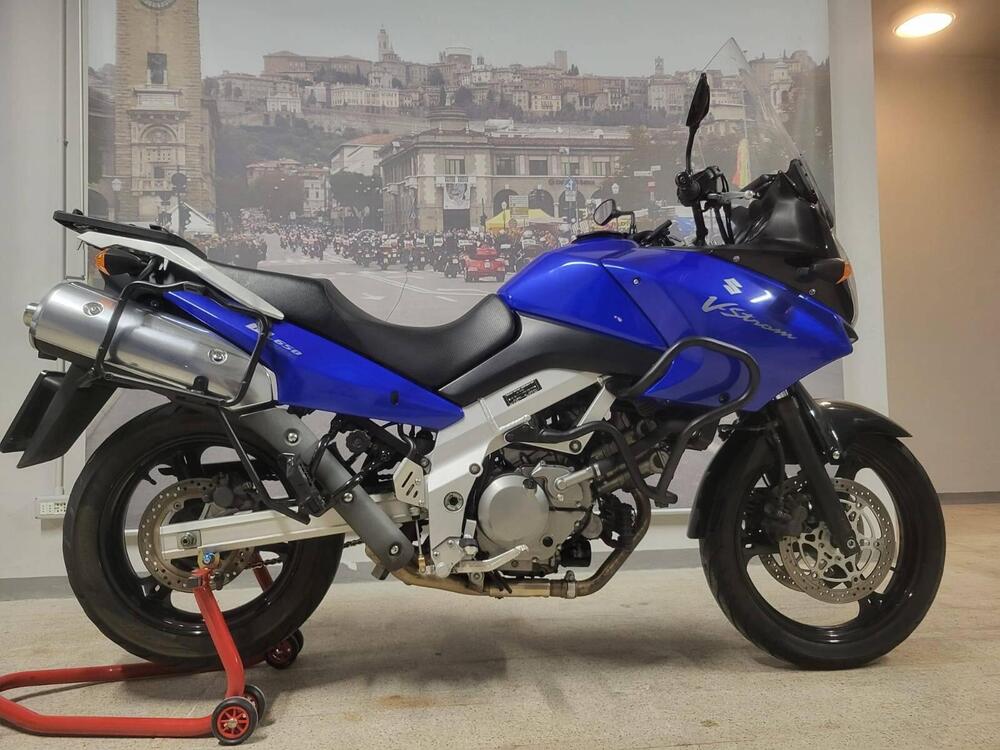 Suzuki V-Strom 650DL (2004 - 06) (2)