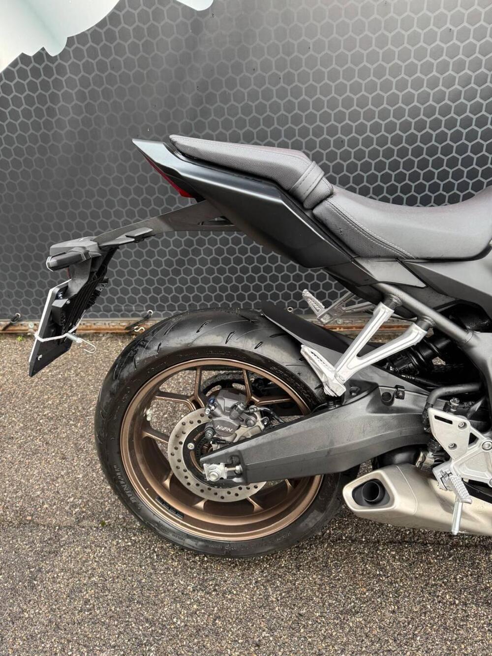 Honda CB 650 R E-Clutch (2024 - 26) (7)