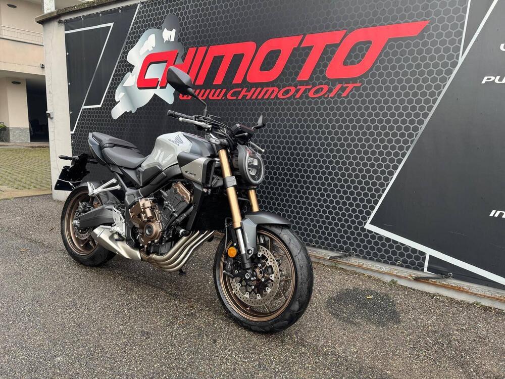 Honda CB 650 R E-Clutch (2024 - 26) (4)