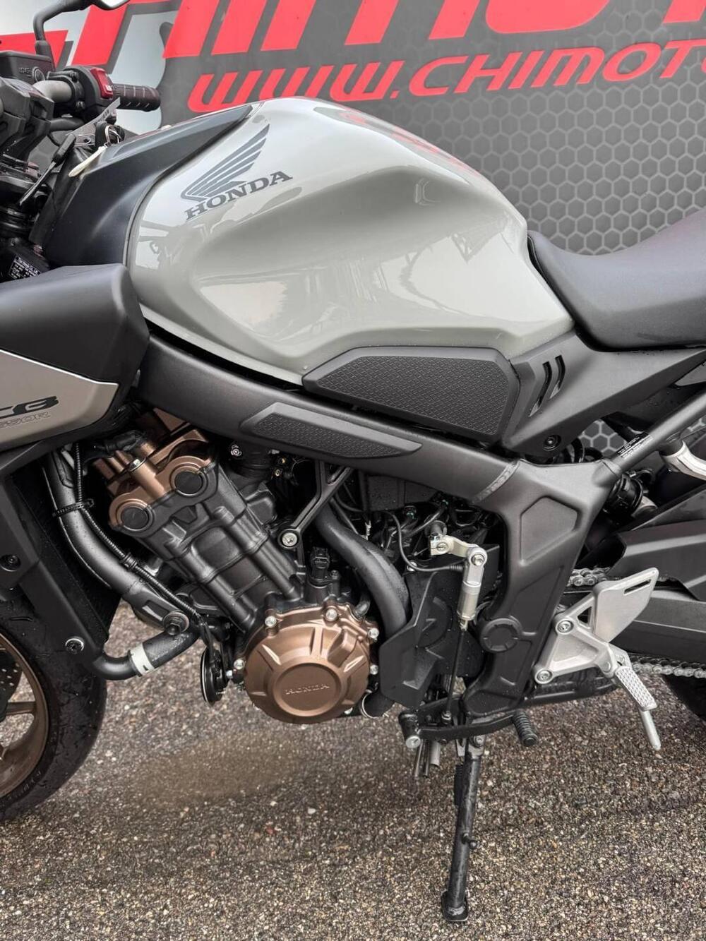 Honda CB 650 R E-Clutch (2024 - 26) (11)