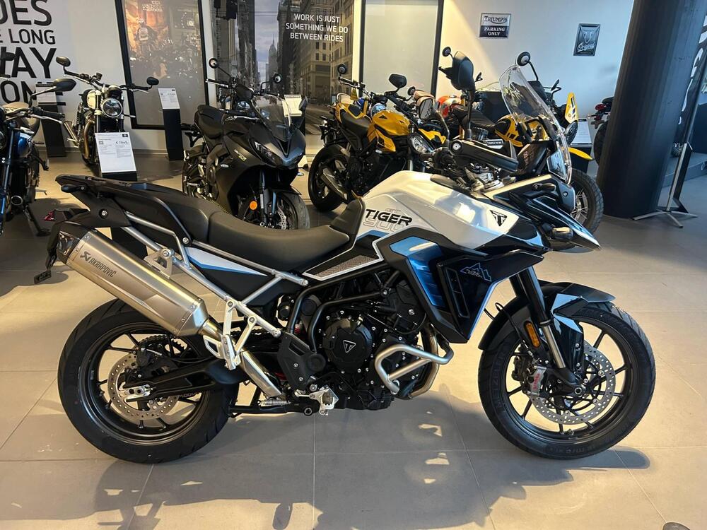 Triumph Tiger 900 Alpine Special Edition (2026)