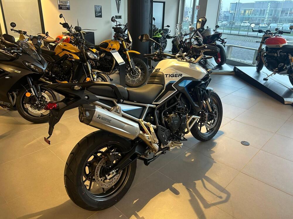 Triumph Tiger 900 Alpine Special Edition (2026) (2)