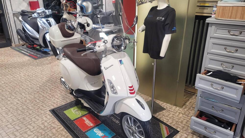 Vespa Primavera 50 (2021 - 23) (2)