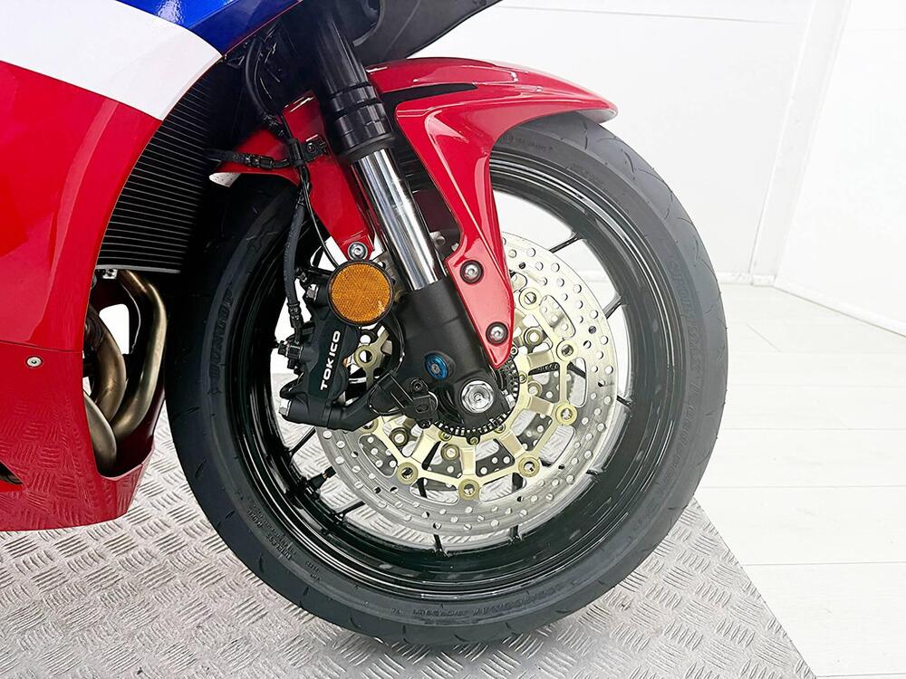 Honda CBR 600 RR (2024 - 26) (12)