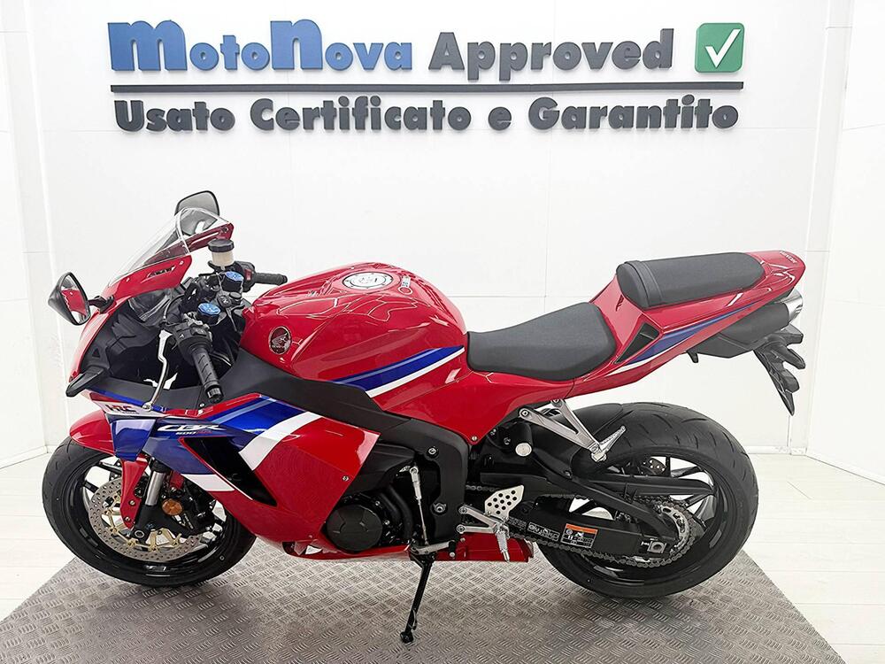 Honda CBR 600 RR (2024 - 26) (5)