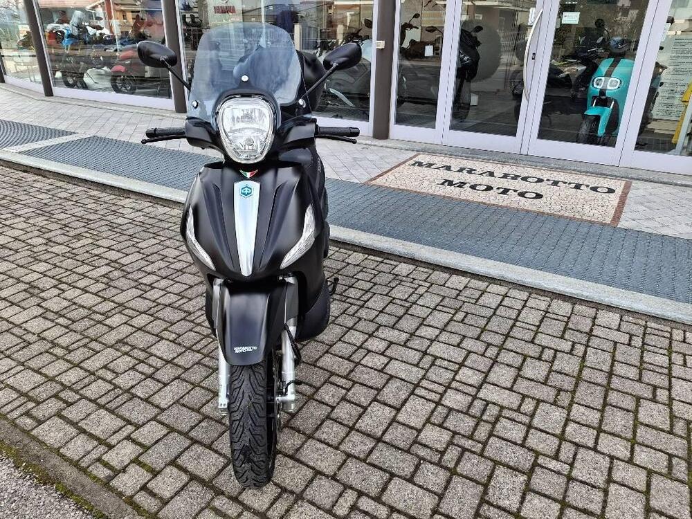 Piaggio Beverly 350 SportTouring ie ABS (2011 - 17) (2)