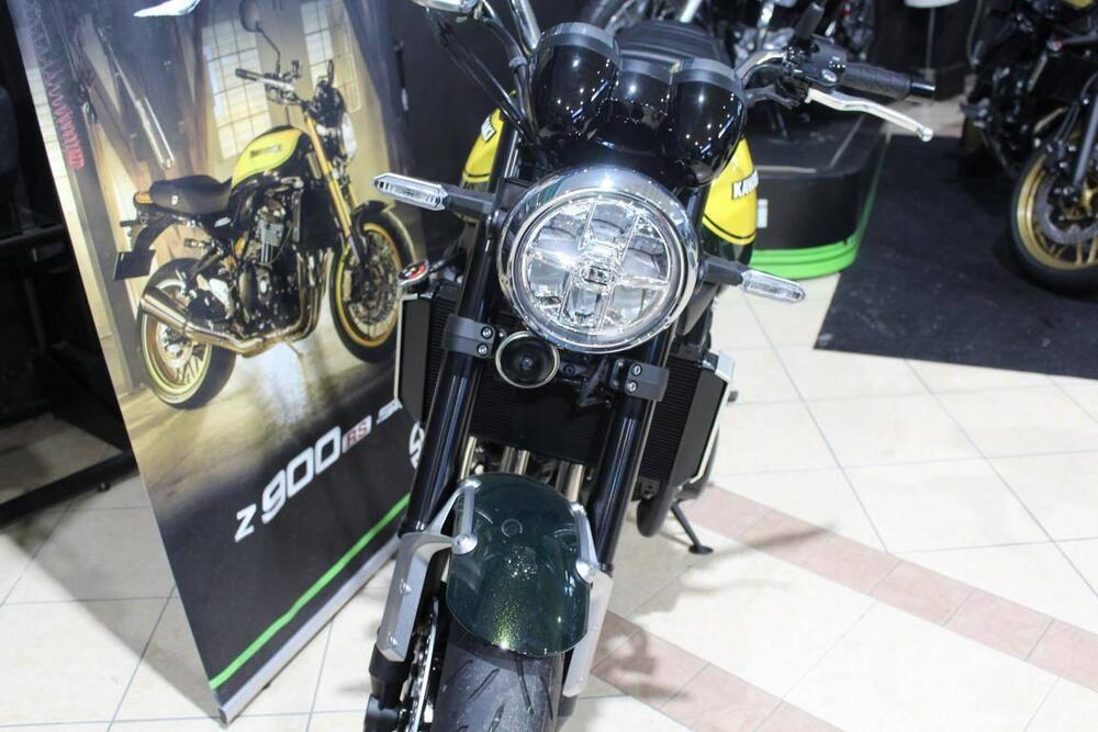 Kawasaki Z 900 RS (2022 - 25) (9)