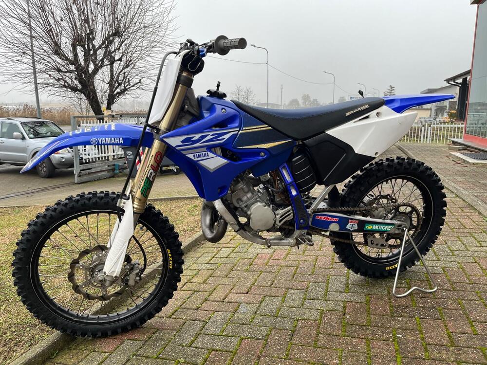 Yamaha YZ 125 (2017) (8)