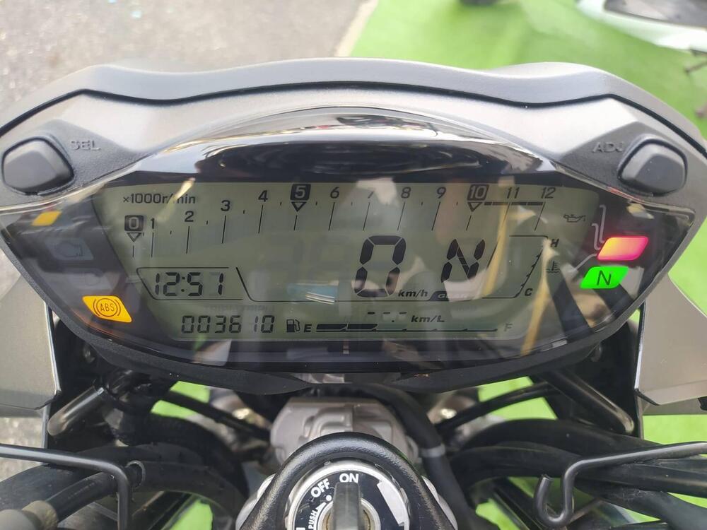 Suzuki SV650 (2021 - 24) (9)