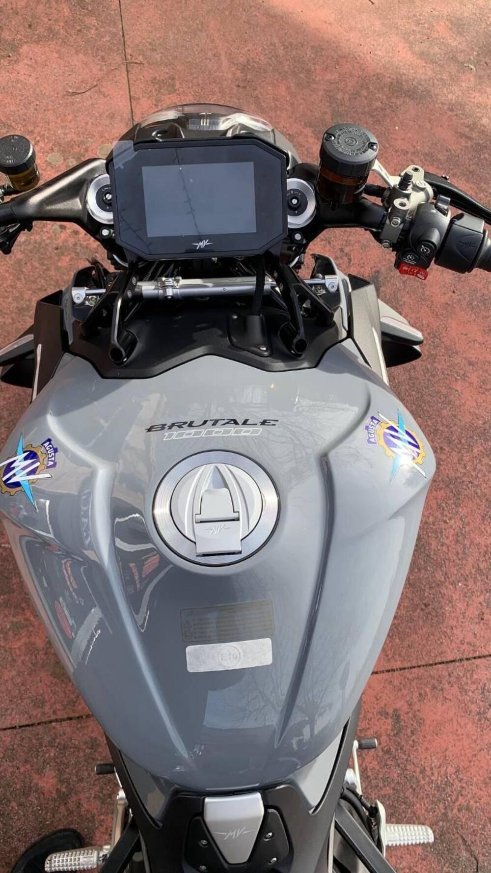 MV Agusta Brutale 1000 RS (2022 - 26) (3)