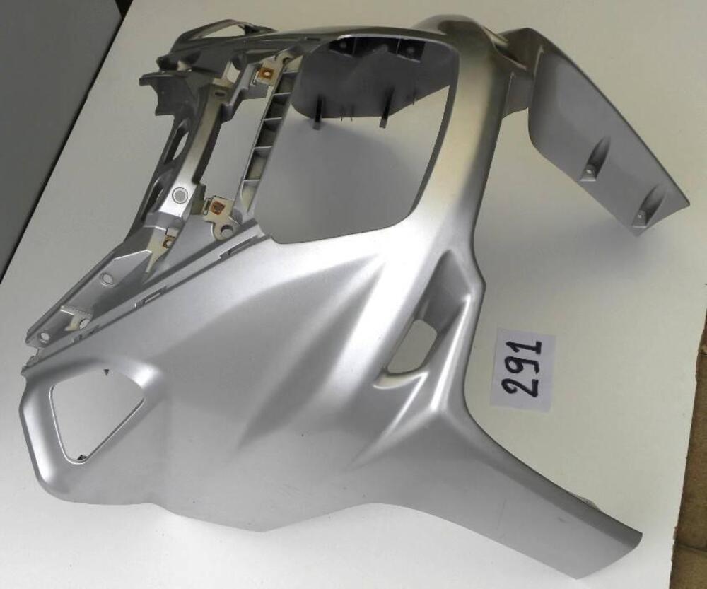 Scocca carena anter. Yamaha Majesty 250 (n.291) (3)