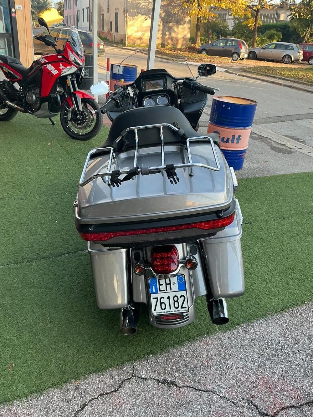 Harley-Davidson 107 Road Glide Ultra (2017 - 18) - FLTRU (7)