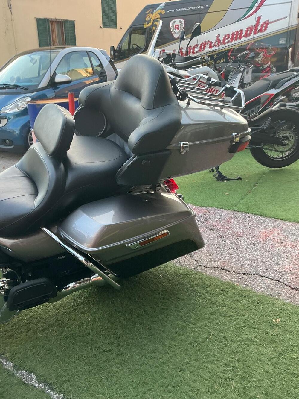 Harley-Davidson 107 Road Glide Ultra (2017 - 18) - FLTRU (13)