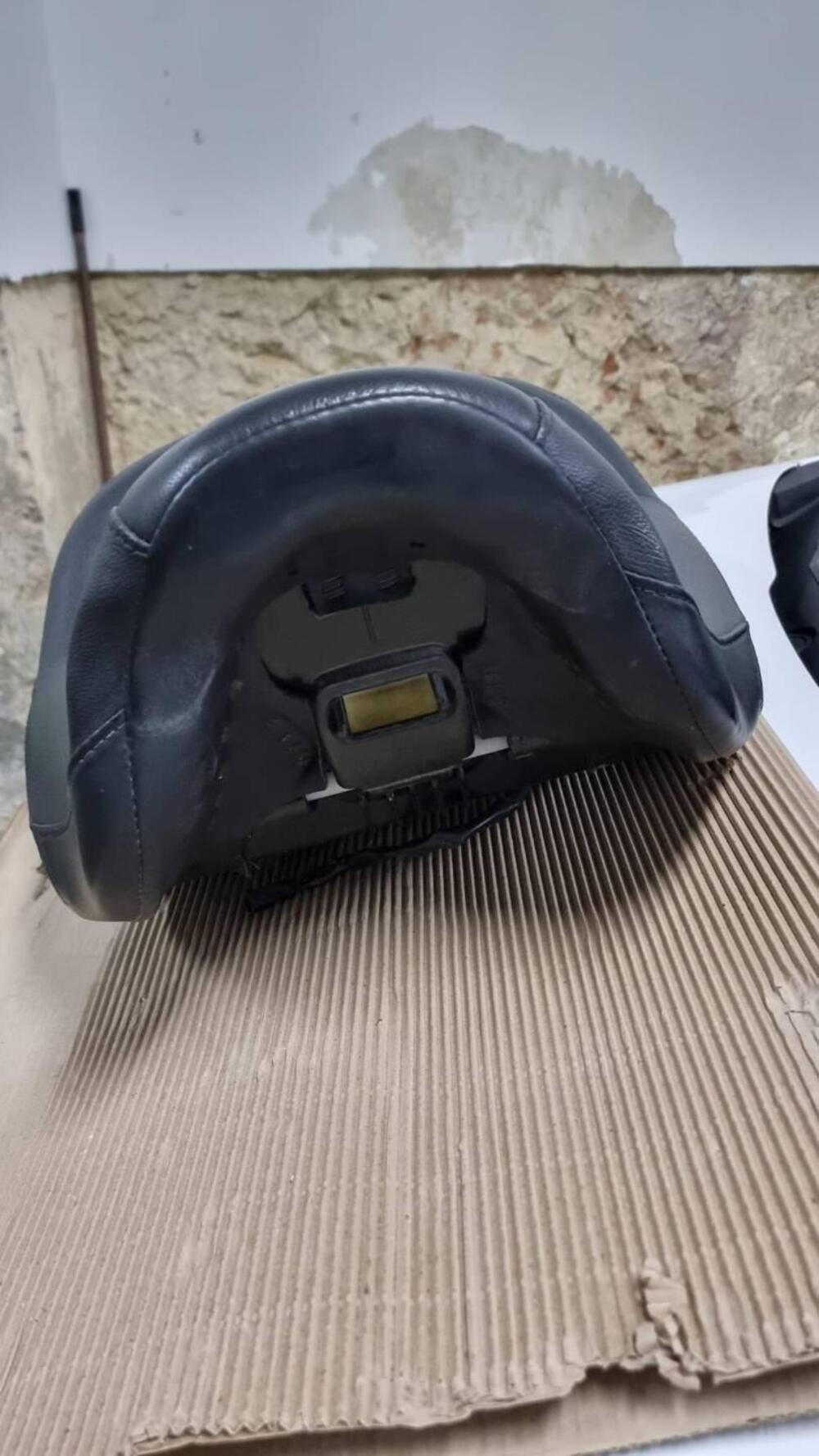 SELLA RISCALDATA ORIGINALE HARLEY DAVIDSON CVO Harley-Davidson (4)