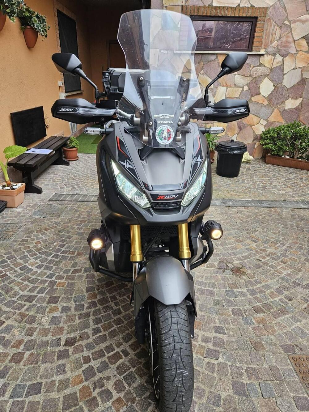 Honda X-ADV 750 (2017) (4)